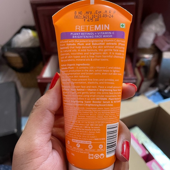 LOTUS Retemin; MAMA EARTH Ubtan ; NYKAA Saffron & Honey - FACE WASH - Set of 3 - Picture 3 of 6